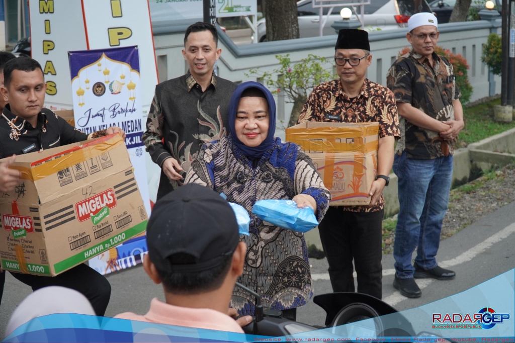 Rutan Kelas I Medan Bersama Dirwatkeshab Bagikan Takjil Kepada Masyarakat